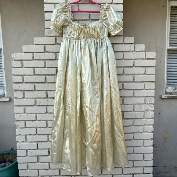 NWOT Selkie Seashell Gown in Champagne - Size XXL